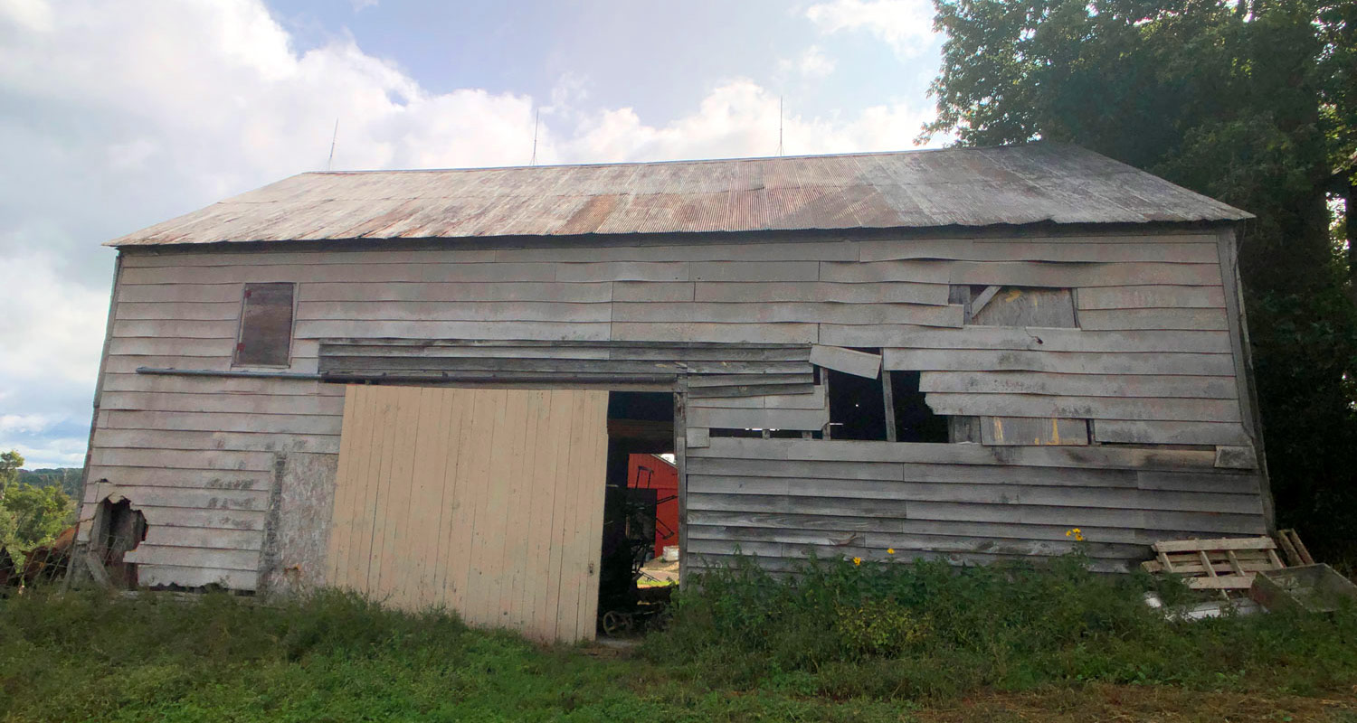 Glen Bull Beam Barn - Historic frame available for purchase and refurbish from Legacy Barns.